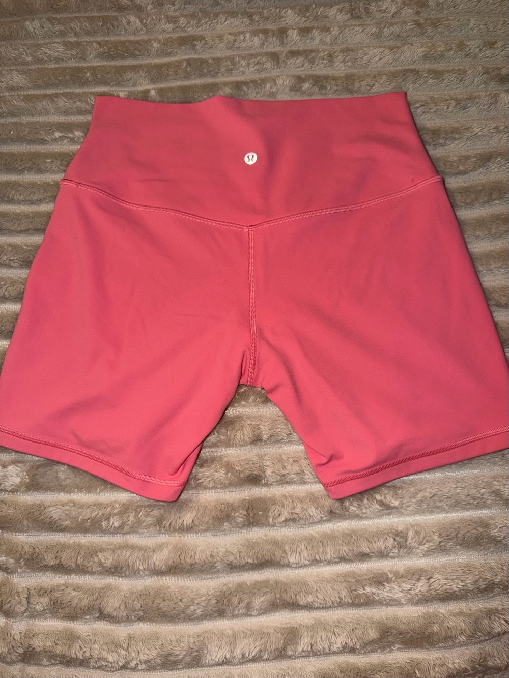 Sakura Pink Size 10 Lululemon align shorts 6 inch length